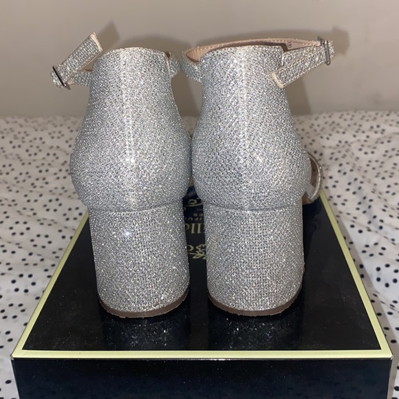 I.Miller Silver Heels - Picture 5 of 8